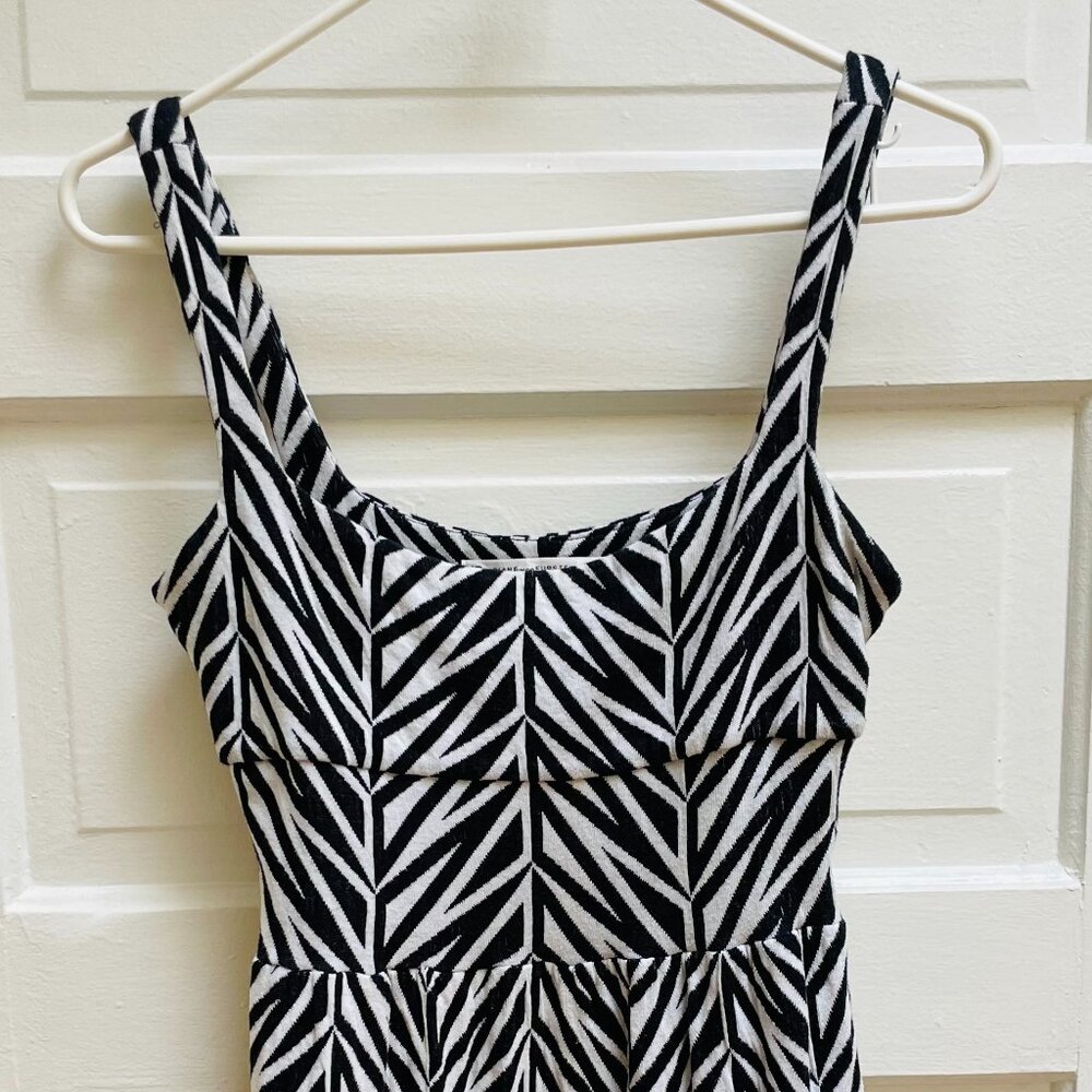 ✨ Diane von Furstenberg Black & White Classic Geometric Dress | Size 6 ✨